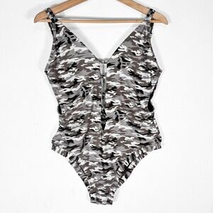 Heat Camo One Piece Swimsuit Womens XL Cutout V-Neck Low Back